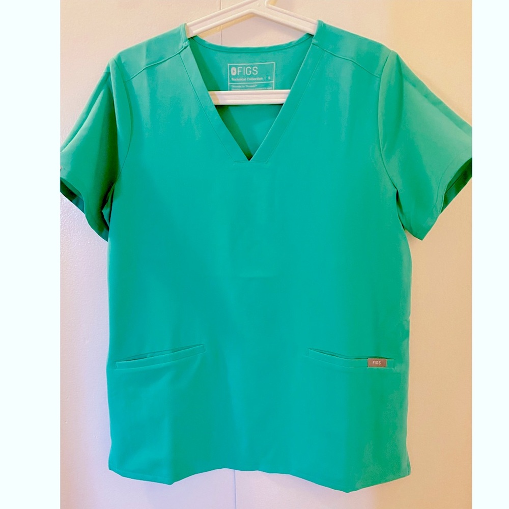 Figs Top Surgical Green NWOT